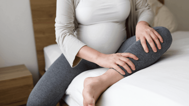 10 Benefits Of Sleeping With A pillow Between Your Legs When Pregnant –  Quilt Comfort